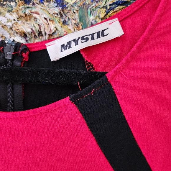 Mystic Colourblock red and black dress - Picture 3 of 4